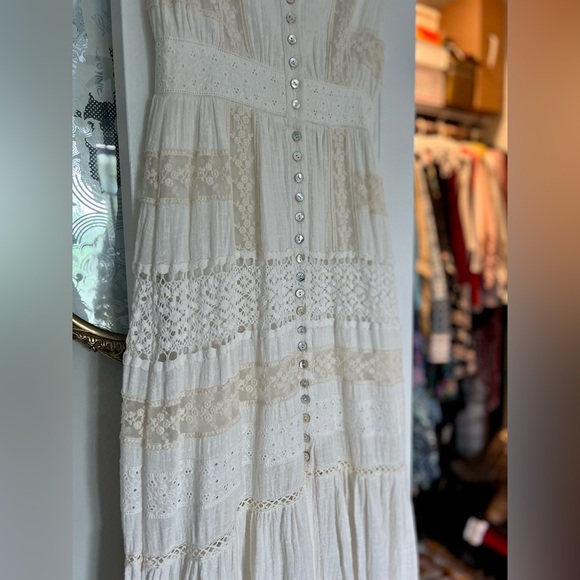Spell 🤍 Suki Gown White EUC 🤍 XS - Picture 11 of 16